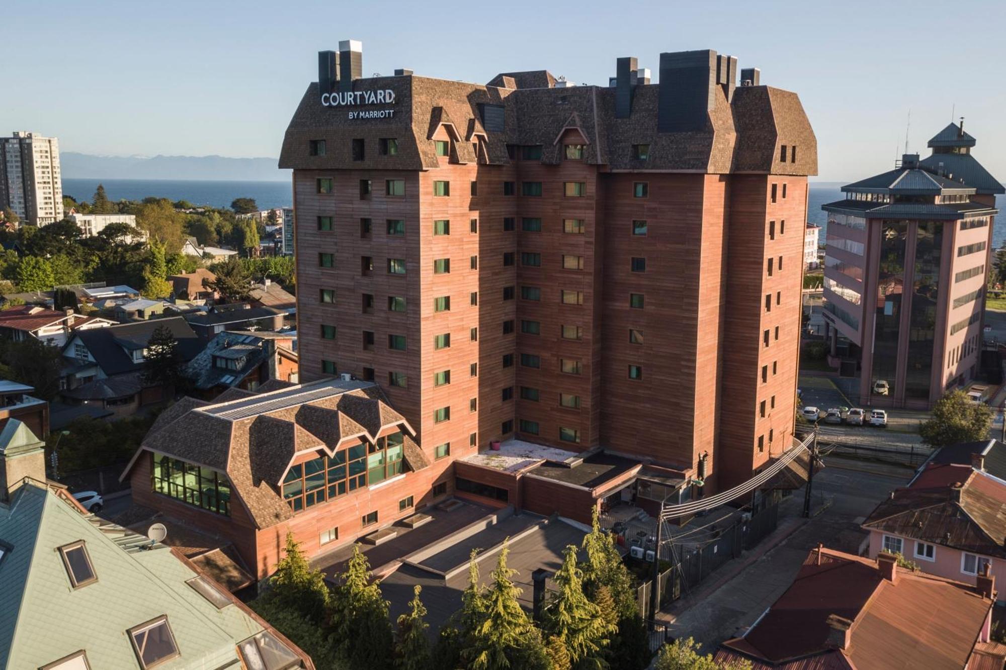 Courtyard By Marriott Puerto Montt Hotel Exterior photo